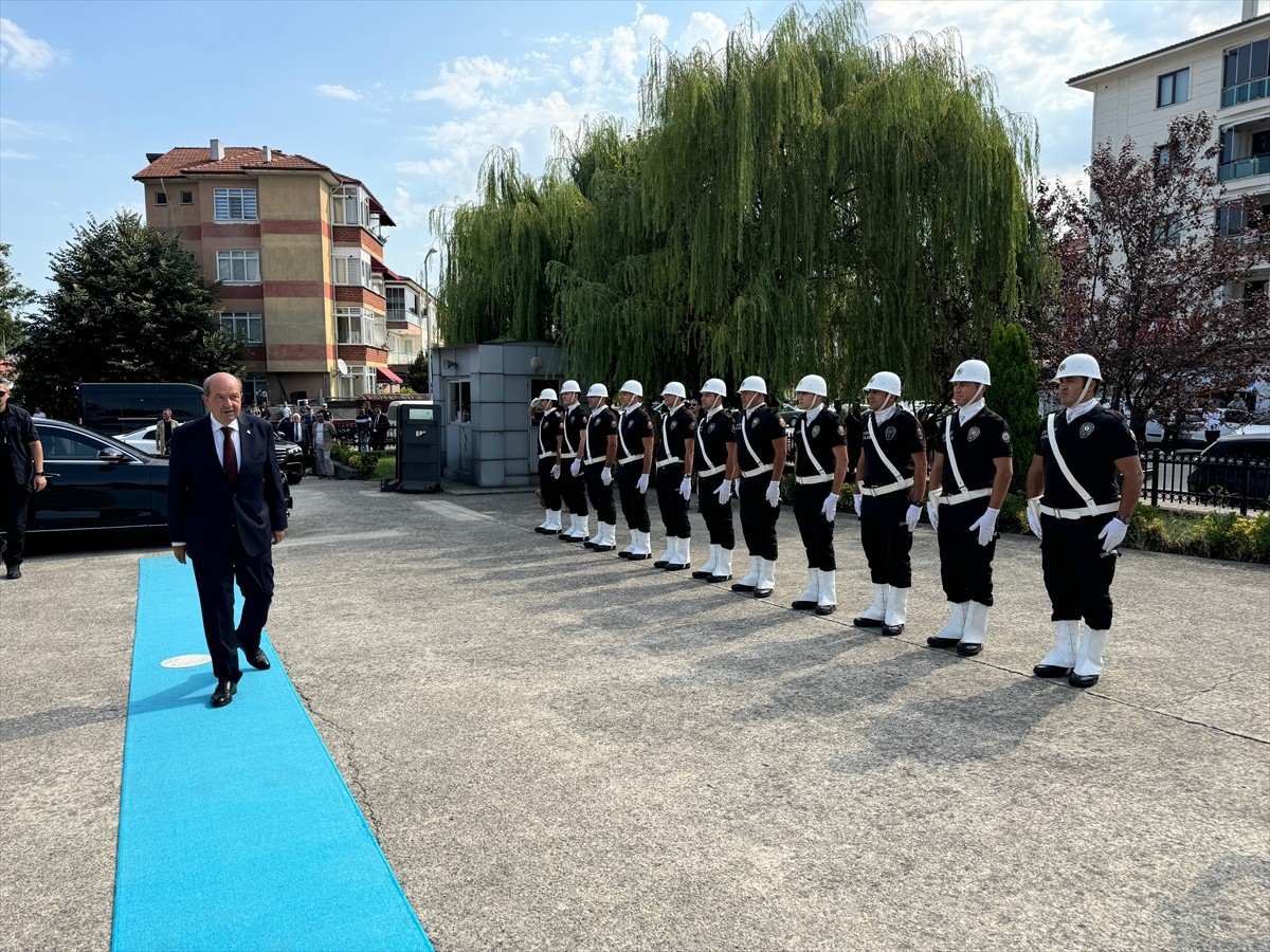 Kuzey Kıbrıs Türk Cumhuriyeti (KKTC) Cumhurbaşkanı Ersin Tatar (sağda), Bartın'da ziyaretler...