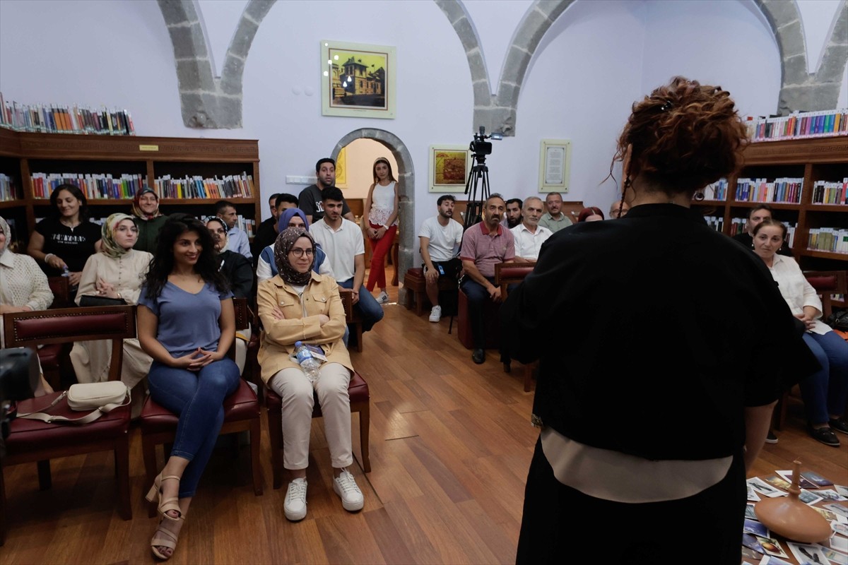 Kültür ve Turizm Bakanlığınca Türkiye Kültür Yolu Festivalleri kapsamında düzenlenen Erzurum...