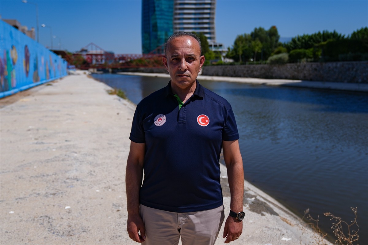 Kötü koku ve balık ölümleriyle gündeme gelen İzmir Körfezi'nde Çevre, Şehircilik ve İklim...