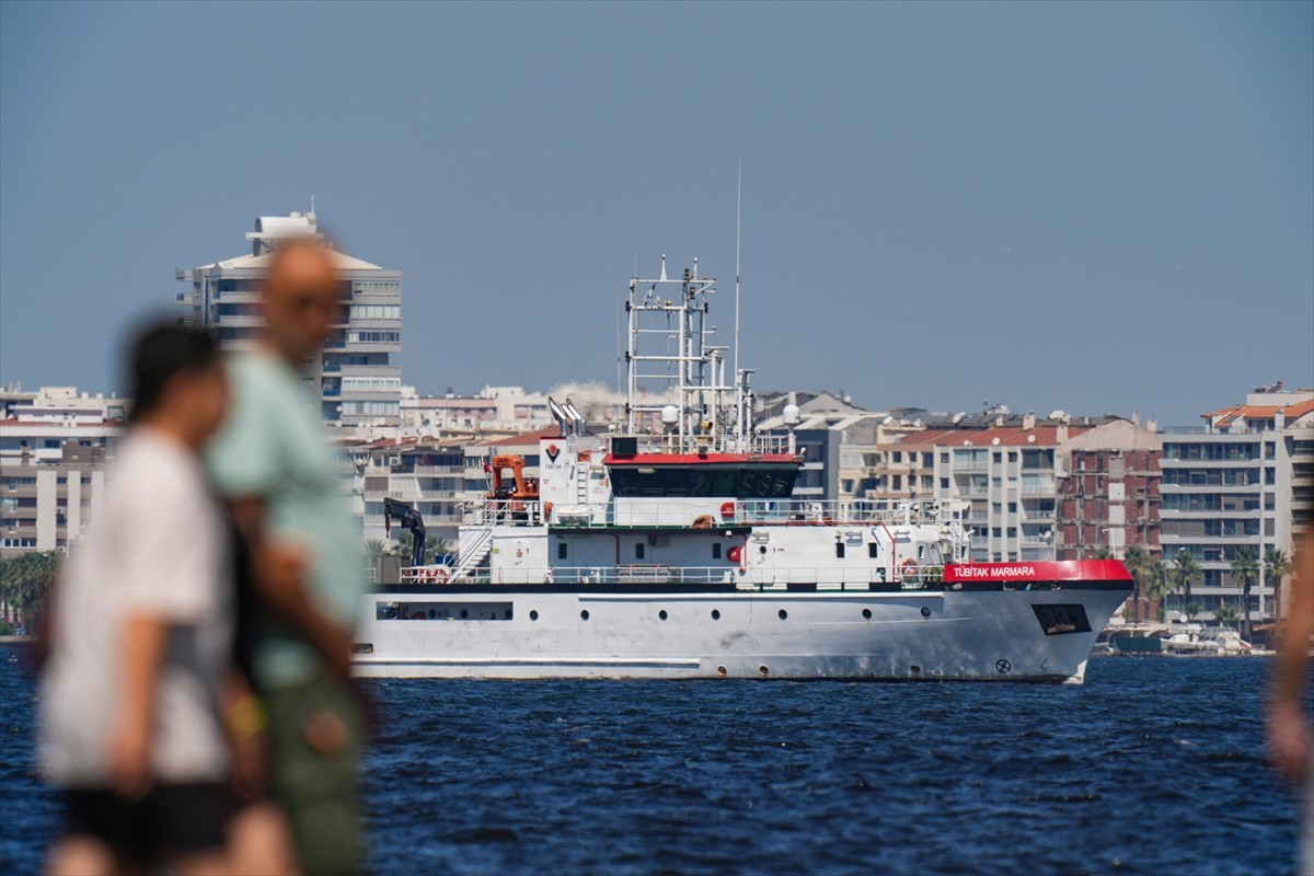 Kötü koku ve balık ölümleriyle gündeme gelen ve Çevre, Şehircilik ve İklim Değişikliği Bakanlığı...