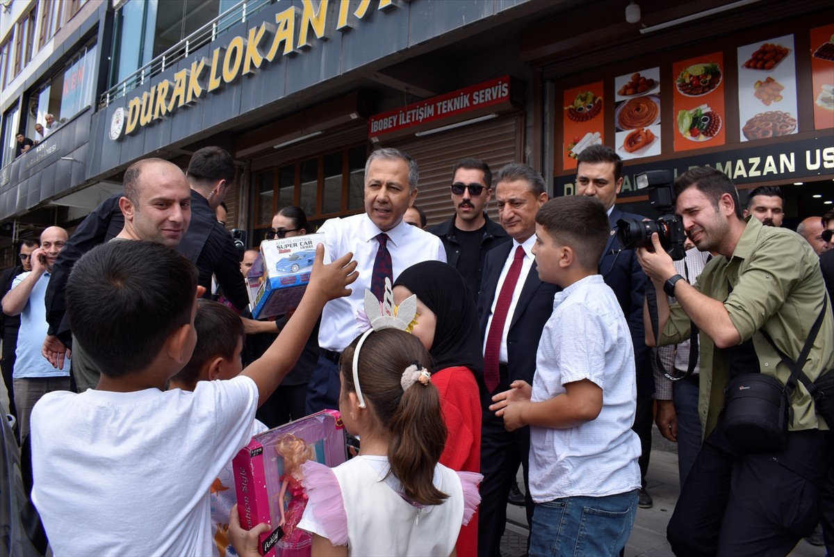 Malazgirt Zaferi'nin 953. yıl dönümü etkinlikleri ile Cumhurbaşkanlığı Kabine Toplantısı'na...