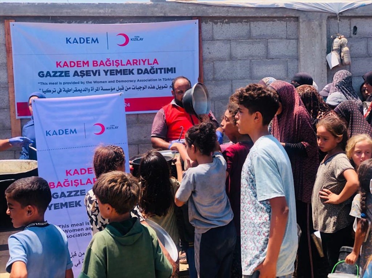 Kadın ve Demokrasi Vakfı (KADEM), 1 milyondan fazla sıcak yemeğin Gazze'ye ulaşmasını sağlayacak...