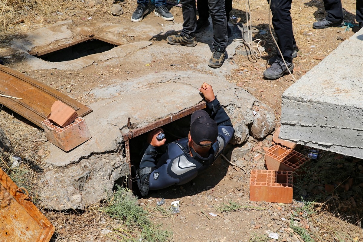 Diyarbakır'ın merkez Bağlar ilçesinde kaybolan 8 yaşındaki Narin Güran'ı arama çalışmaları devam...