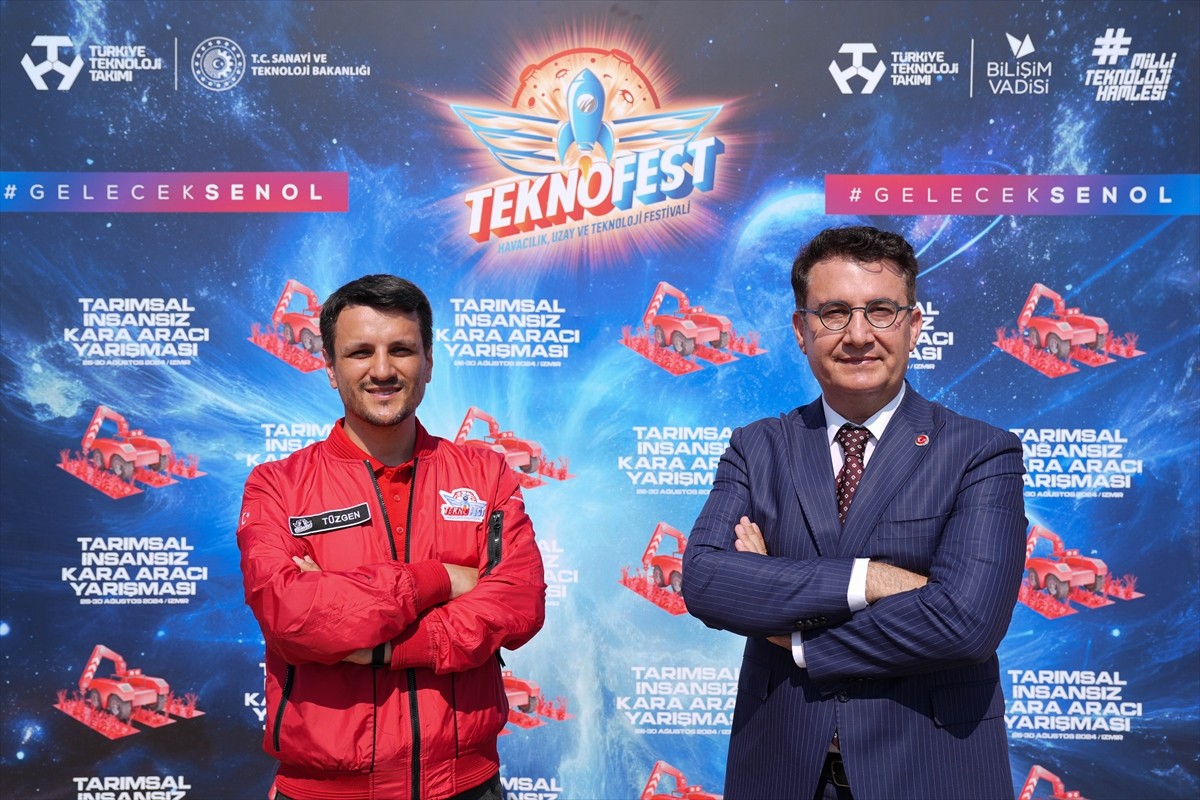 TEKNOFEST 2024 kapsamında düzenlenen Tarımsal İnsansız Kara Aracı Yarışması'nın finalleri İzmir'de...