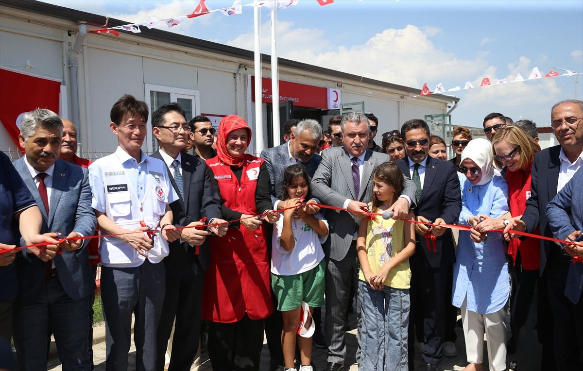 Türk Kızılay ve Kore Kızılhaçı ortaklığında kurulan Hatay Toplumsal Hizmet Merkezinin açılışı...