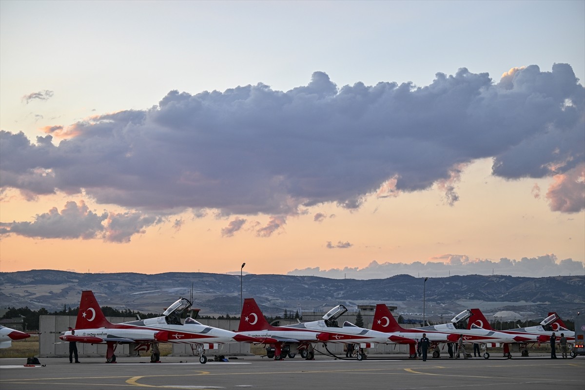 Hava Kuvvetleri Komutanlığı bünyesinde yer alan Türk Yıldızları, 30 Ağustos Zafer Bayramı...