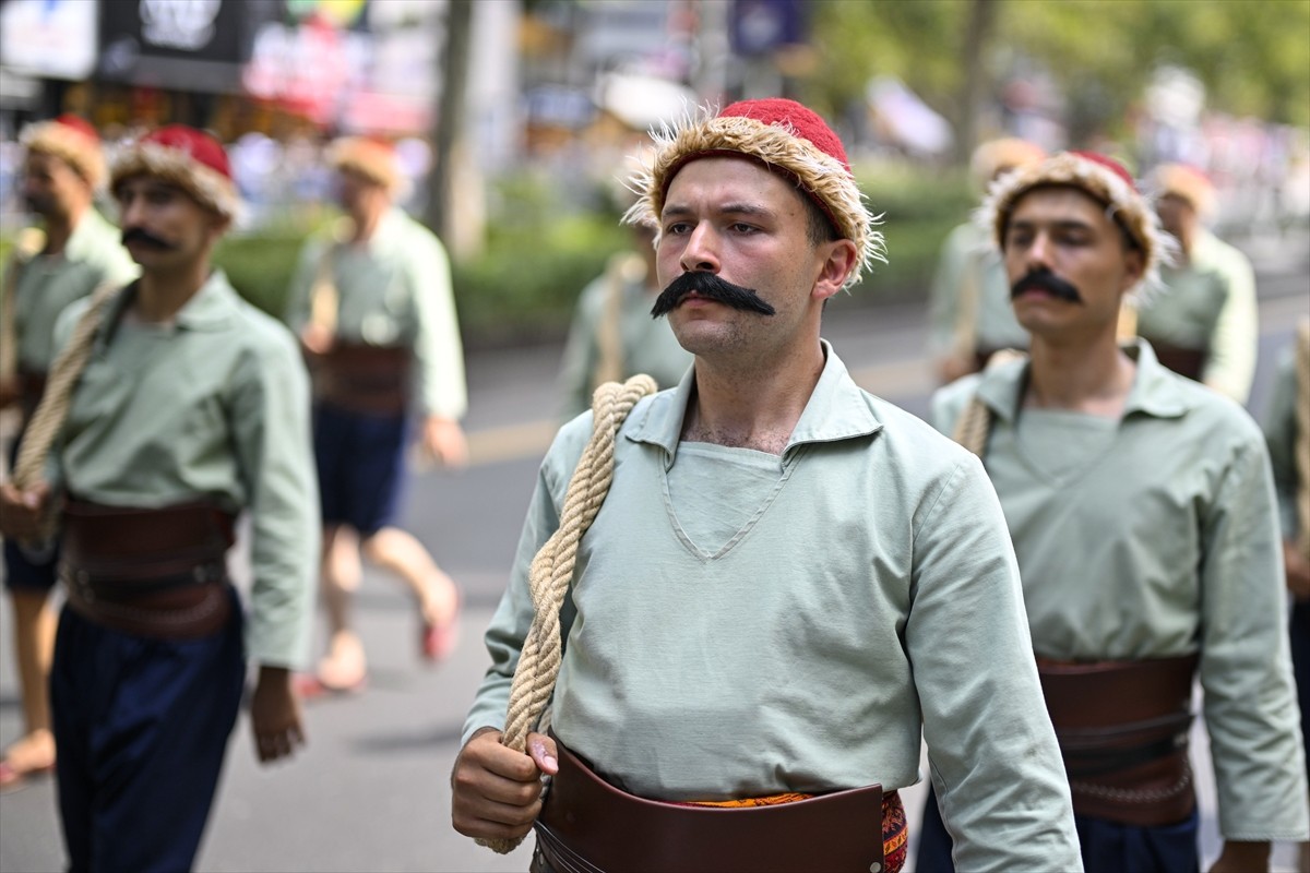 Başkentte, 30 Ağustos Zafer Bayramı kutlama programları kapsamında Türkiye Büyük Millet Meclisi...