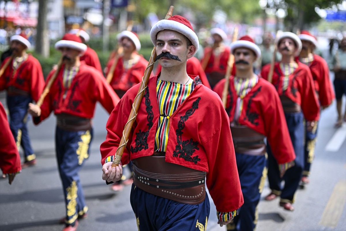 Başkentte, 30 Ağustos Zafer Bayramı kutlama programları kapsamında Türkiye Büyük Millet Meclisi...