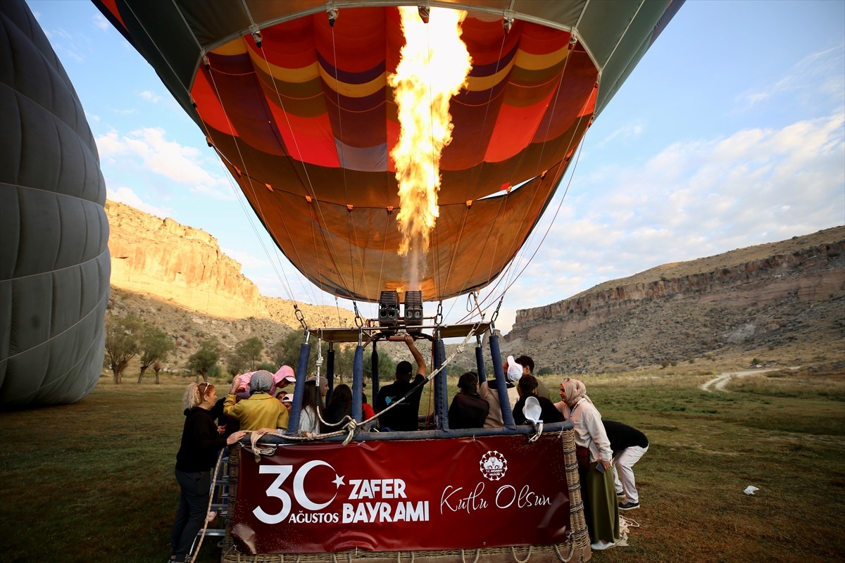 Konya, Karaman, Aksaray ve Afyonkarahisar'da 30 Ağustos Zafer Bayramı ve Türk Silahlı Kuvvetleri...