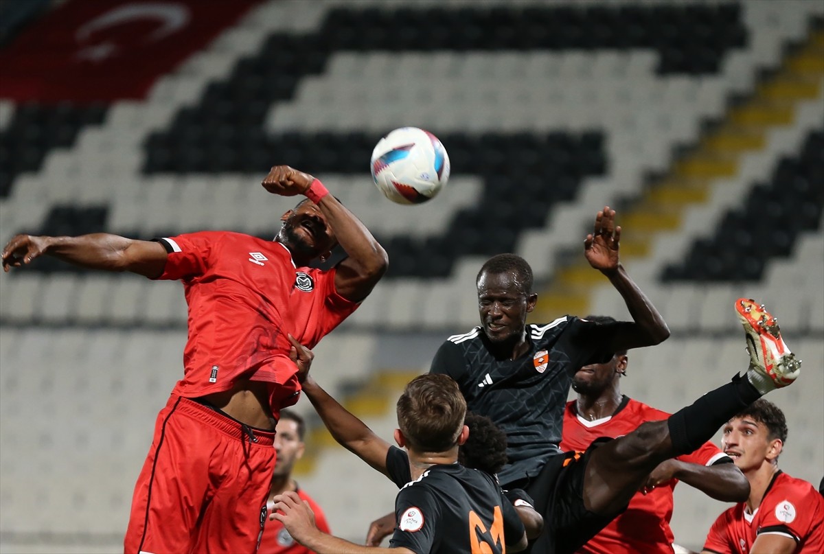 Trendyol 1. Lig’in 4. haftasında Manisa FK ile Adanaspor, Manisa 19 Mayıs Stadı’nda karşılaştı....