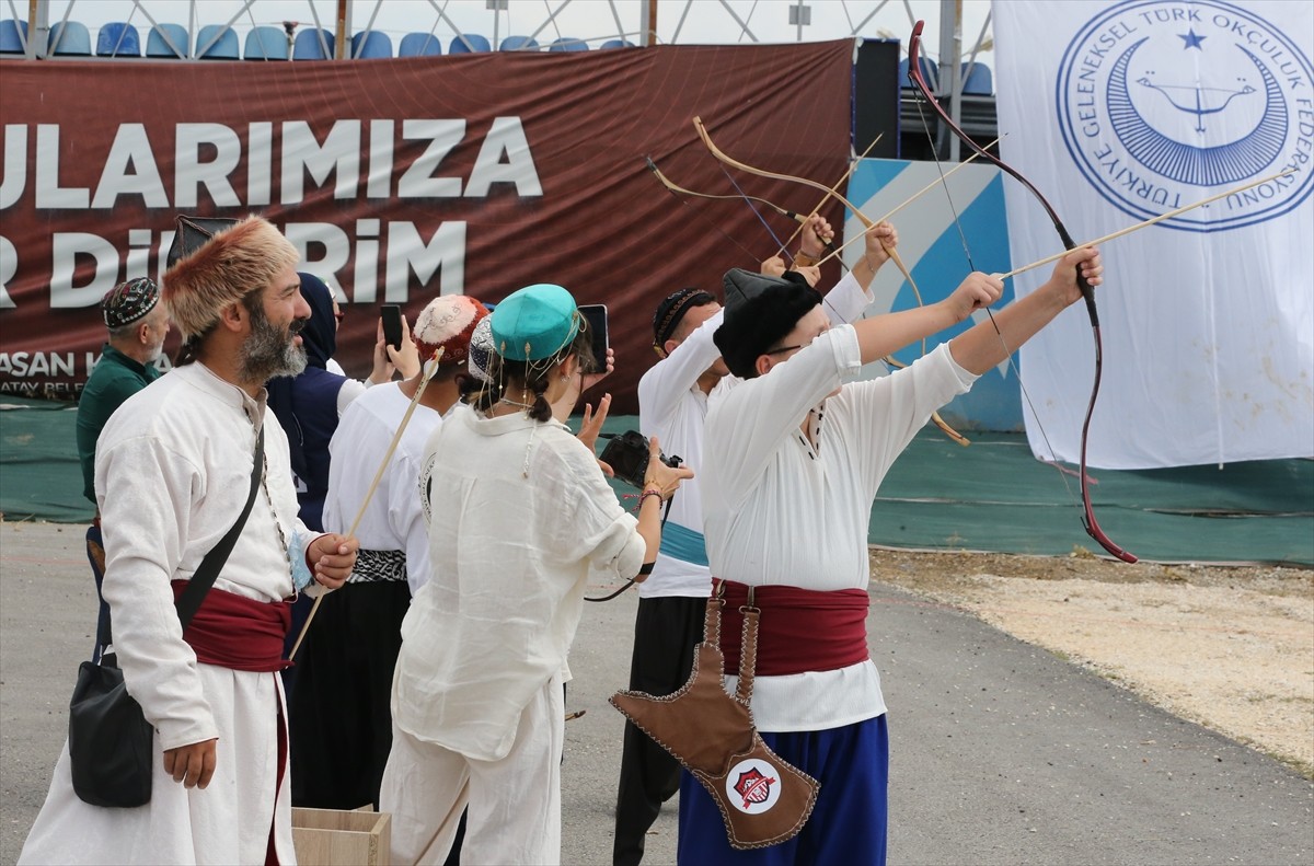 Geleneksel Türk Okçuluğu Celaleddin Karatay Hava Koşusu Türkiye Şampiyonası, Konya'da başladı....