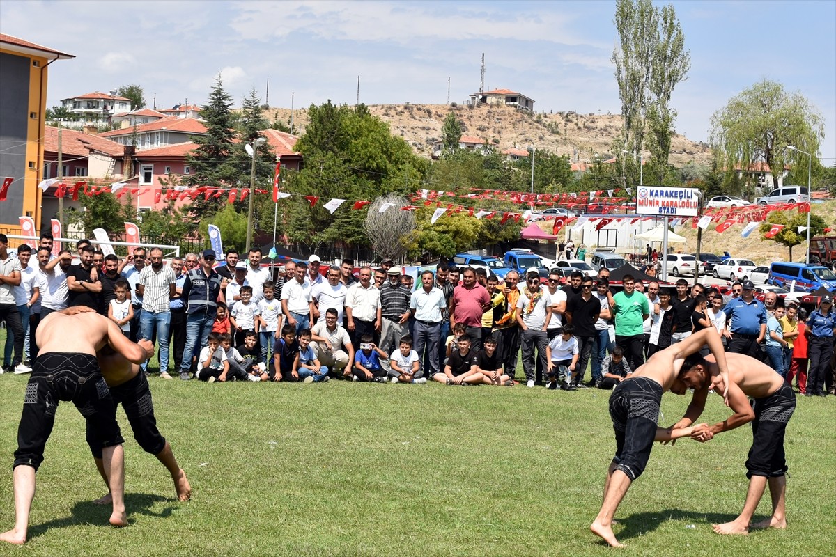 Kırıkkale'nin Karakeçili ilçesindeki 30. Karakeçili Ertuğrul Gazi'yi Anma Uluslararası Kültür...