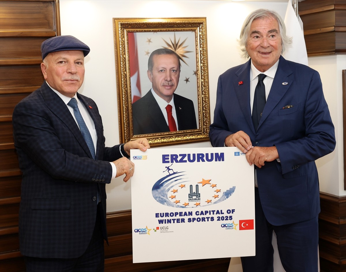 Erzurum Büyükşehir Belediye Başkanı Mehmet Sekmen, kentin 2025 yılı "Avrupa Kış Sporları Başkenti"...