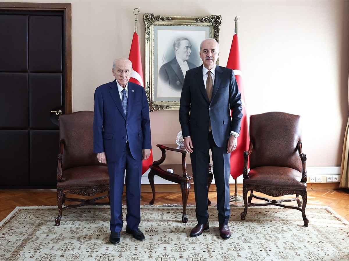 TBMM Başkanı Numan Kurtulmuş (sağda), MHP Genel Başkanı Devlet Bahçeli (solda) ile görüştü....