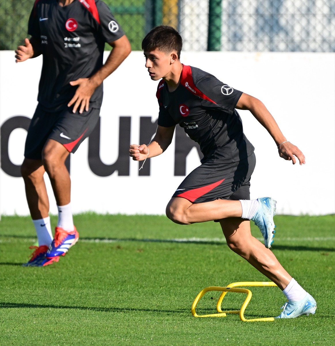 UEFA Uluslar B Ligi 4. Grup'taki ilk maçında 6 Eylül'de Cardiff'te Galler ile karşı karşıya...