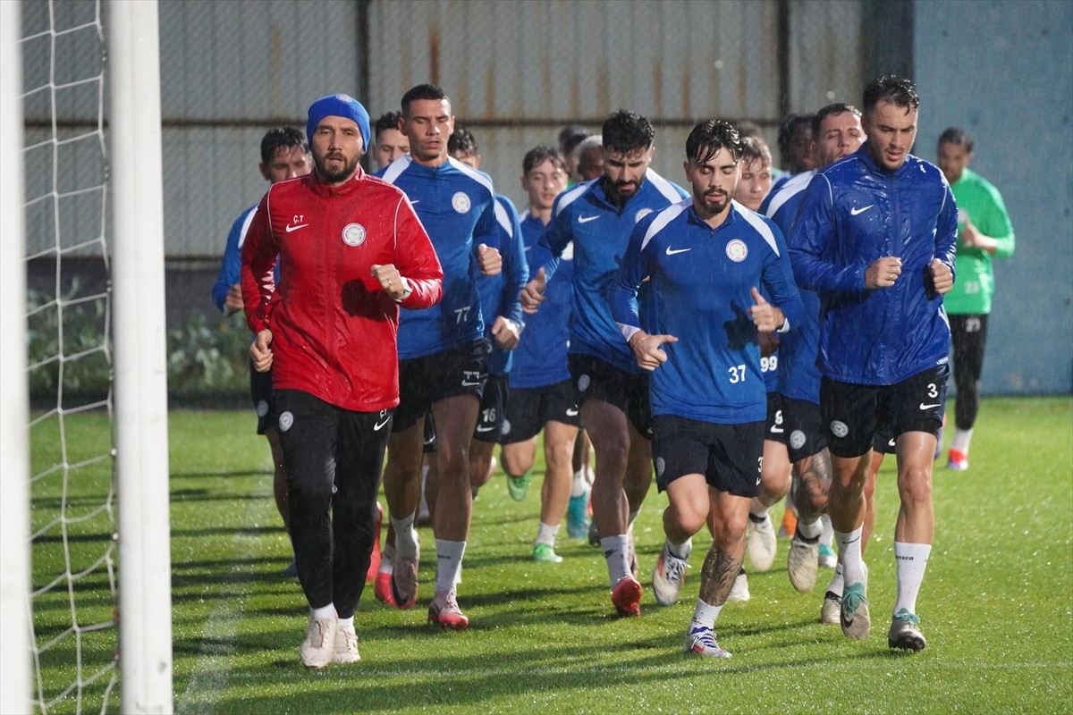 Çaykur Rizespor, Trendyol Süper Lig'in 5. haftasında deplasmanda Galatasaray ile yapacağı maçın...