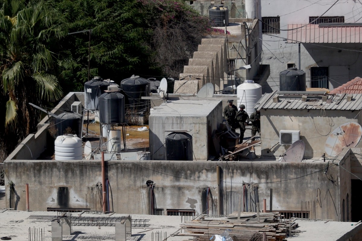 İsrail ordusu, işgal altındaki Batı Şeria'nın kuzeyindeki Cenin kentine 9 gündür devam ettiği...