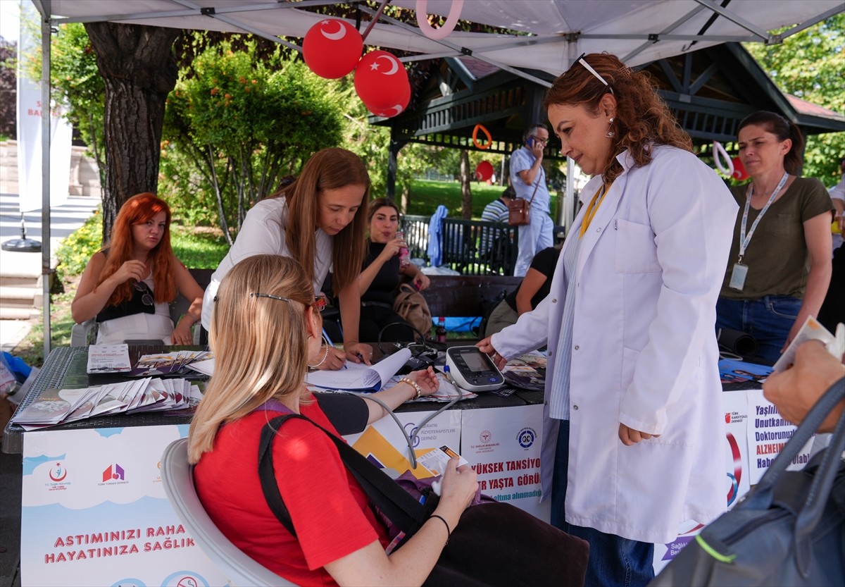 Ankara İl Sağlık Müdürlüğünce her yıl 3-9 Eylül tarihleri arasında kutlanan Halk Sağlığı Haftası...