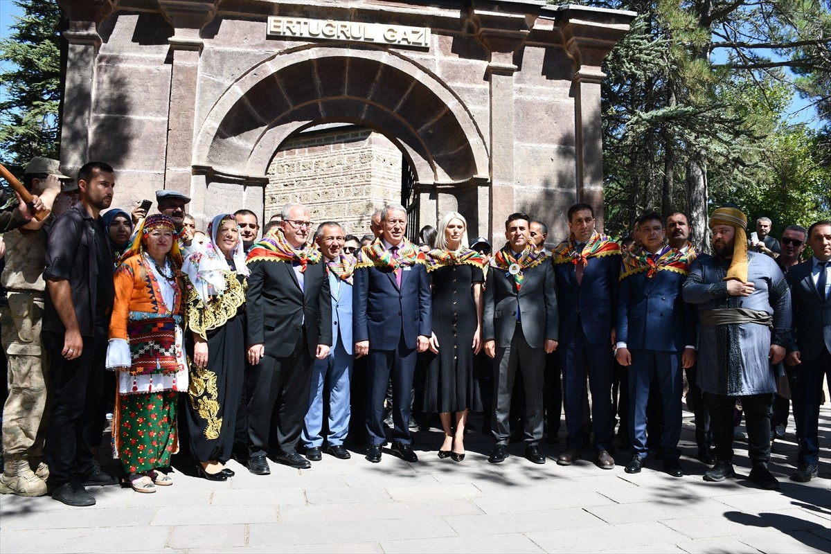 Bilecik'in Söğüt ilçesinde bu yıl 743'üncüsü düzenlenen "Söğüt Ertuğrul Gazi'yi Anma ve Yörük...