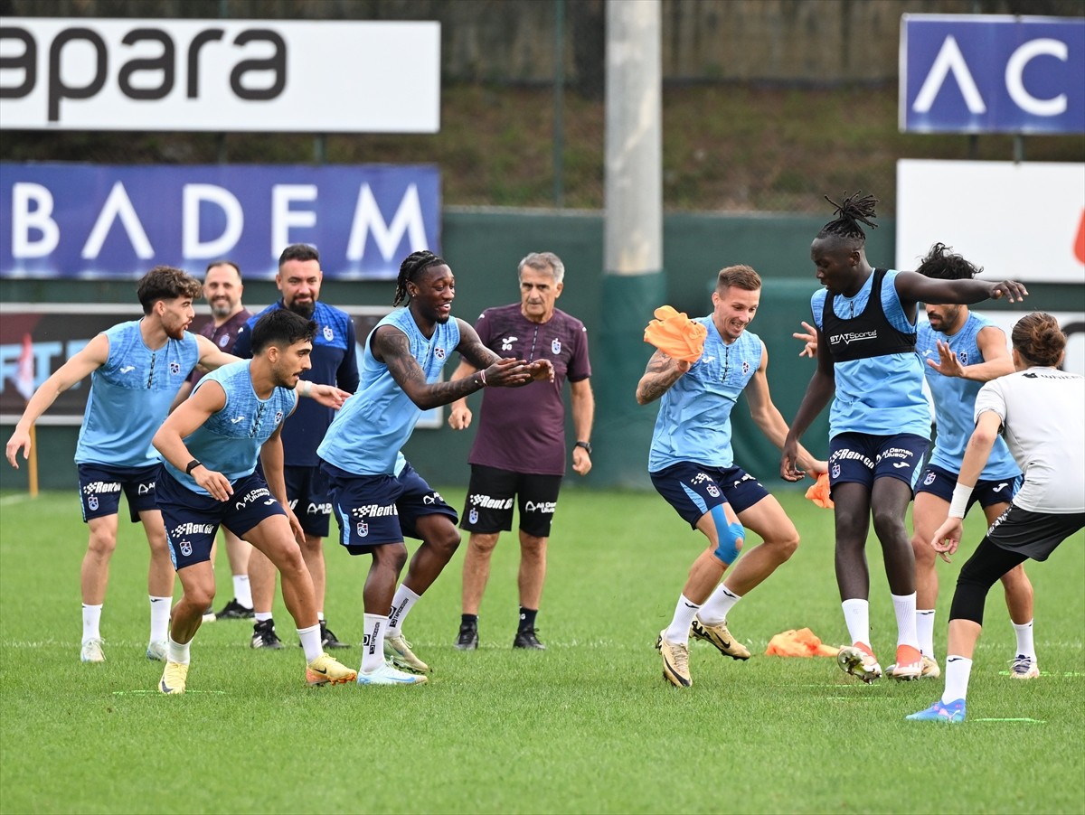 Trabzonspor, Trendyol Süper Lig'in 5. haftasında Beşiktaş ile yapacağı maçın hazırlıklarını...