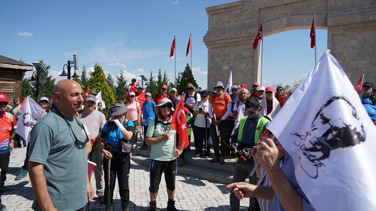 Sakarya Zaferi'nin 103. yılı etkinlikleri kapsamında Ankara'nın Polatlı ilçesinde yaklaşık 150...