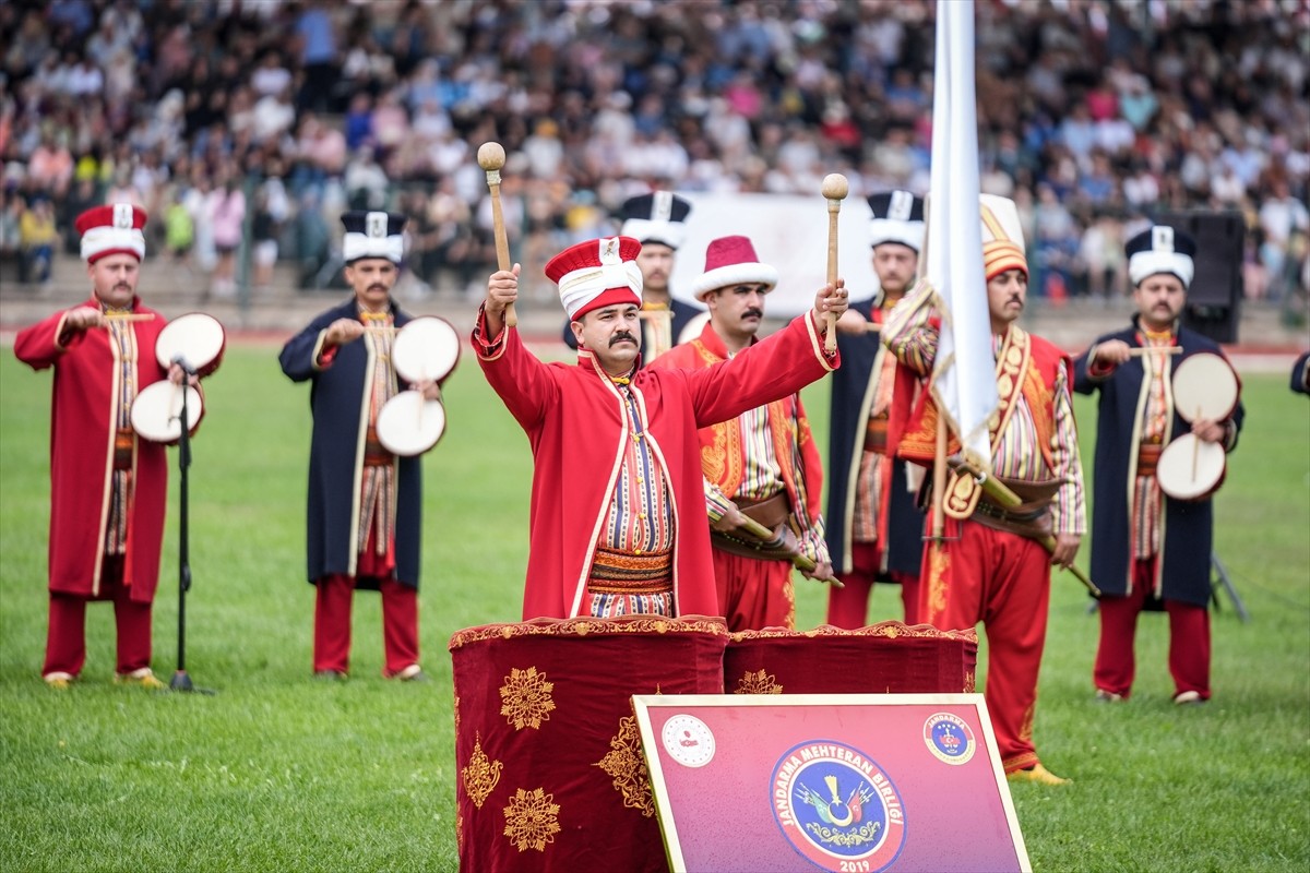 Bilecik'in Söğüt ilçesinde, 743. Söğüt Ertuğrul Gazi'yi Anma ve Yörük Şenlikleri gerçekleştirildi....