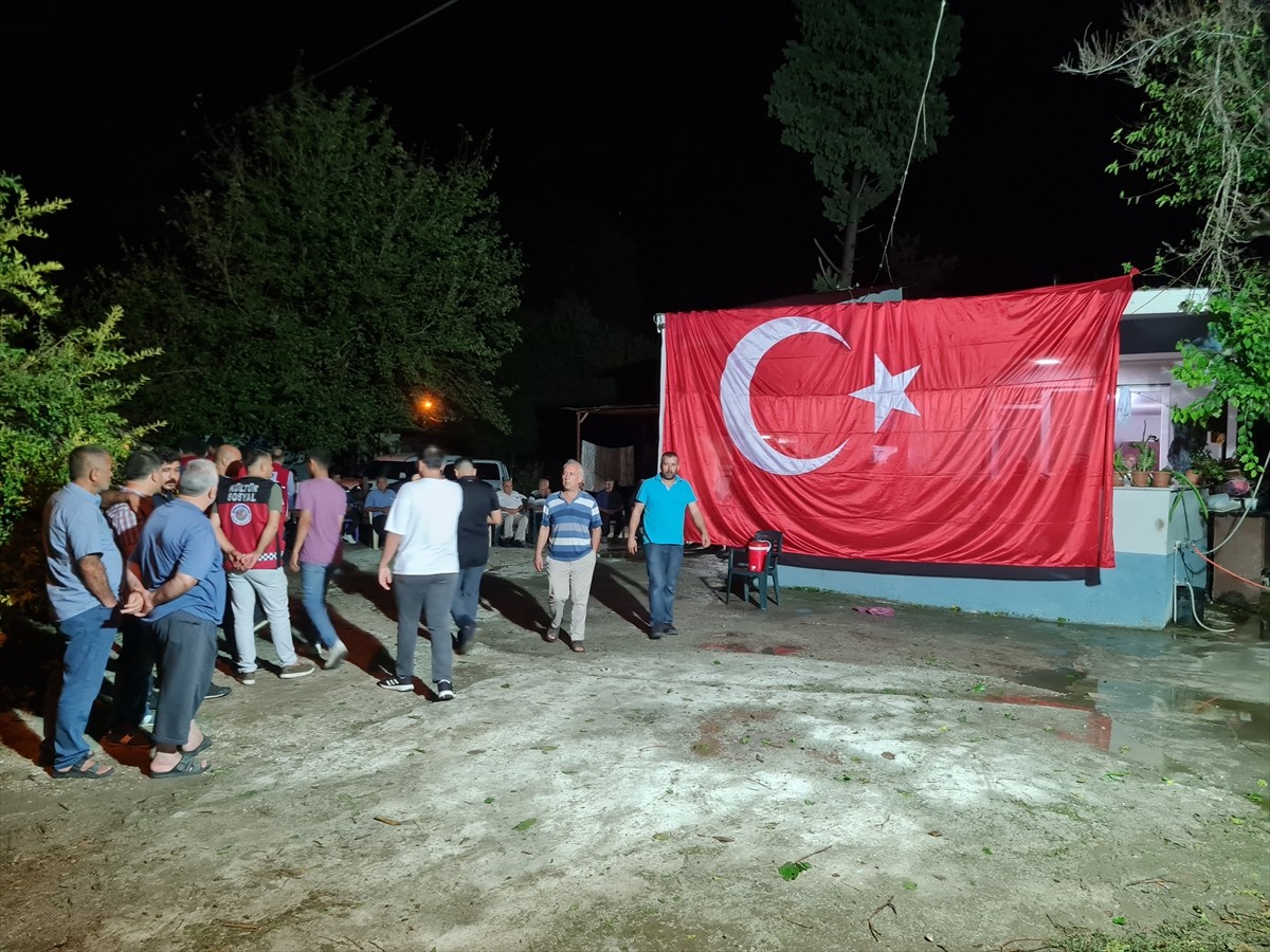 Tunceli'nin Ovacık ilçesinde görev esnasında zırhlı aracın devrilmesi sonucu şehit olan Jandarma...