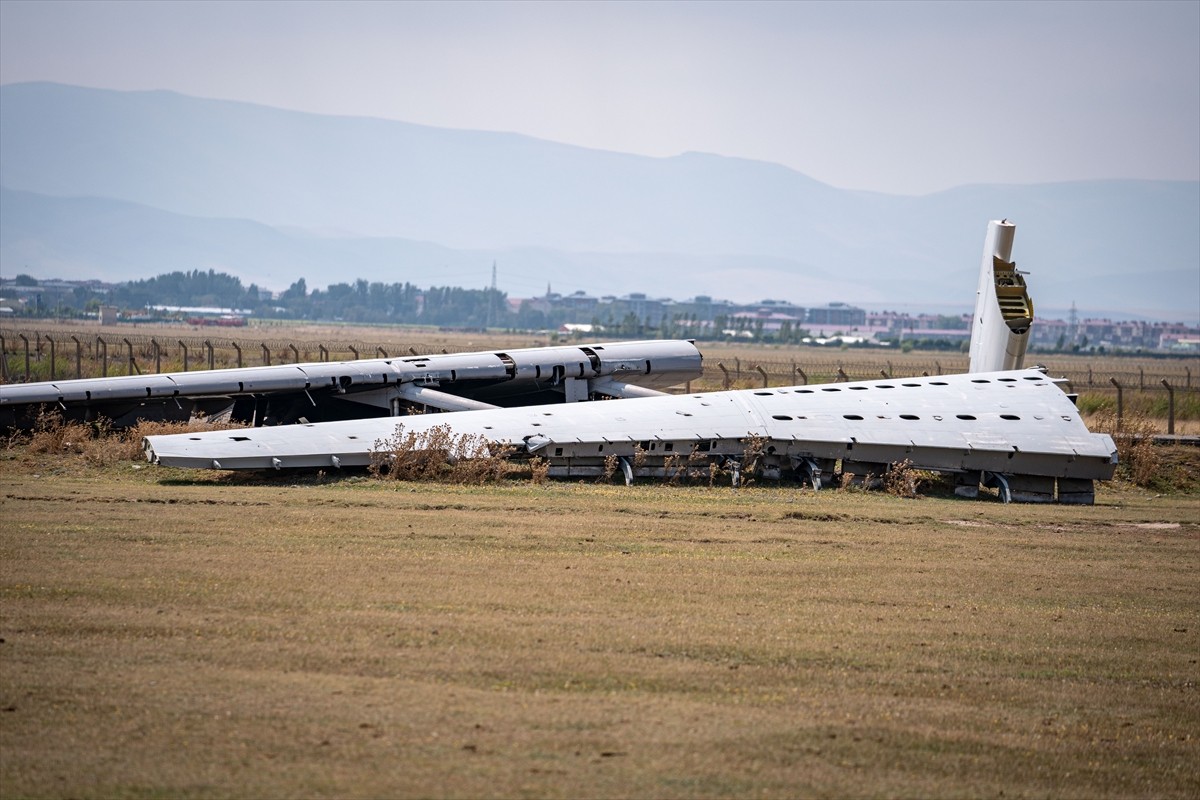 Van'da 2011'de meydana gelen depremde Gürcistan'dan yardım malzemesi getiren ancak Erzurum...