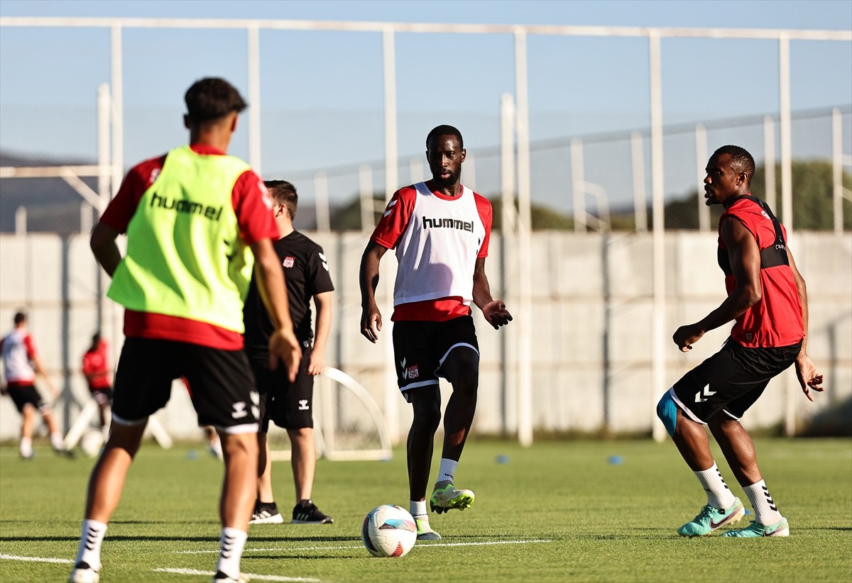 Net Global Sivasspor, Trendyol Süper Lig'in 5. haftasında oynayacağı Gaziantep FK maçının...