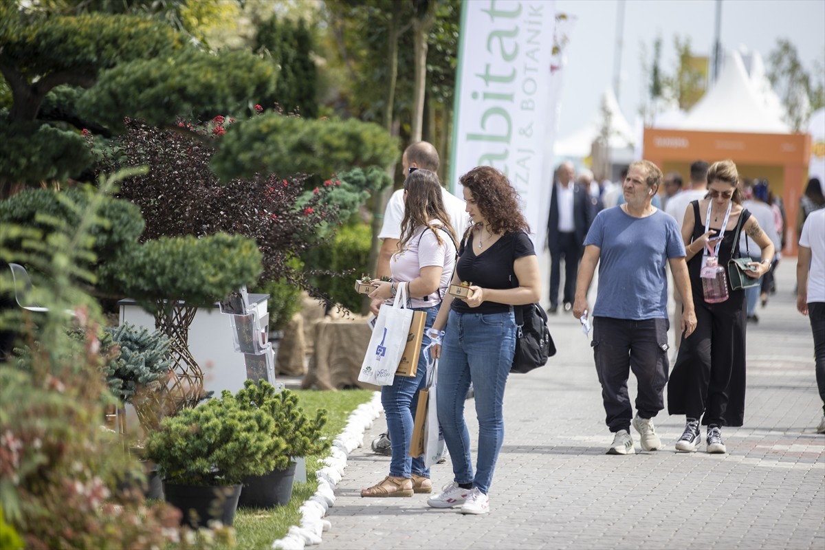 Sakarya'da düzenlenen PSB Anatolia Uluslararası Peyzaj, Süs Bitkileri, Bahçe Sanatları ve...