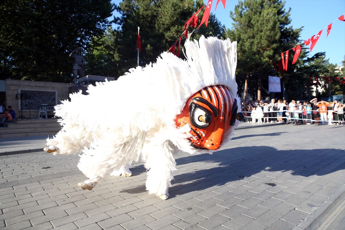 Kastamonu'da, Taşköprü Belediyesinin organizasyonları için Uluslararası Folklor Festivalleri ve...