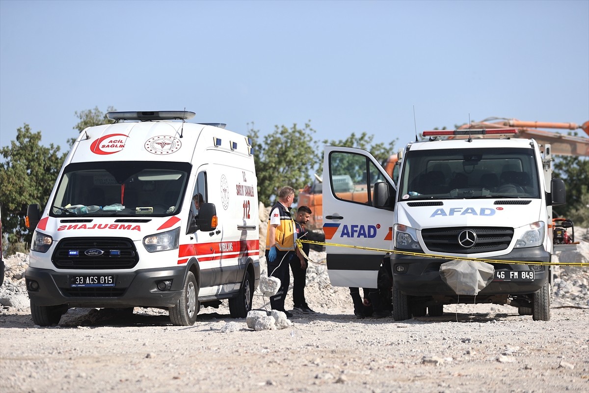 Mersin'de senaryo gereği 4 ilin etkilendiği 7 büyüklüğündeki depremin bölgesel tatbikatı başladı....