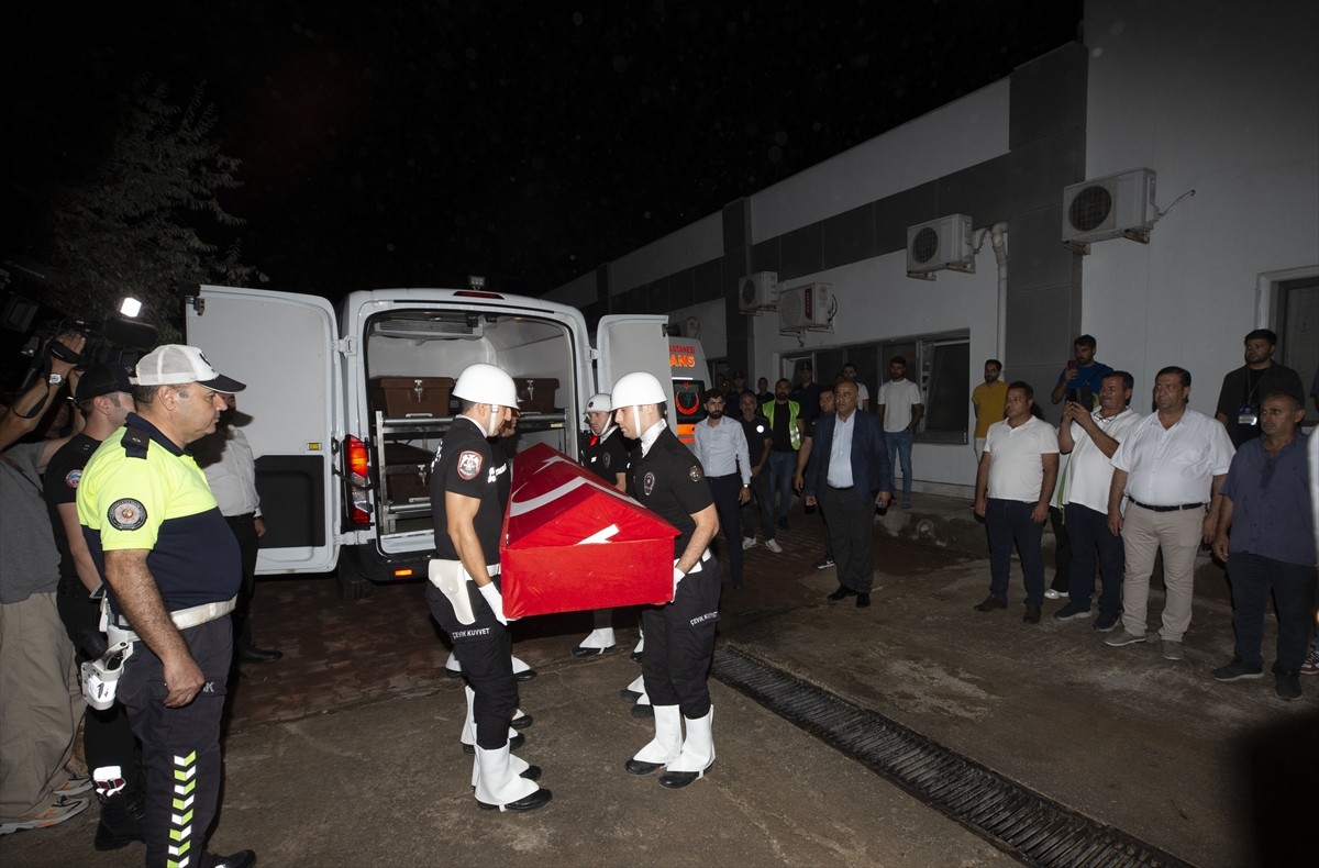 İşgal altındaki Batı Şeria'da İsrail askerlerince öldürülen Ayşenur Ezgi Eygi'nin naaşı Aydın'ın...