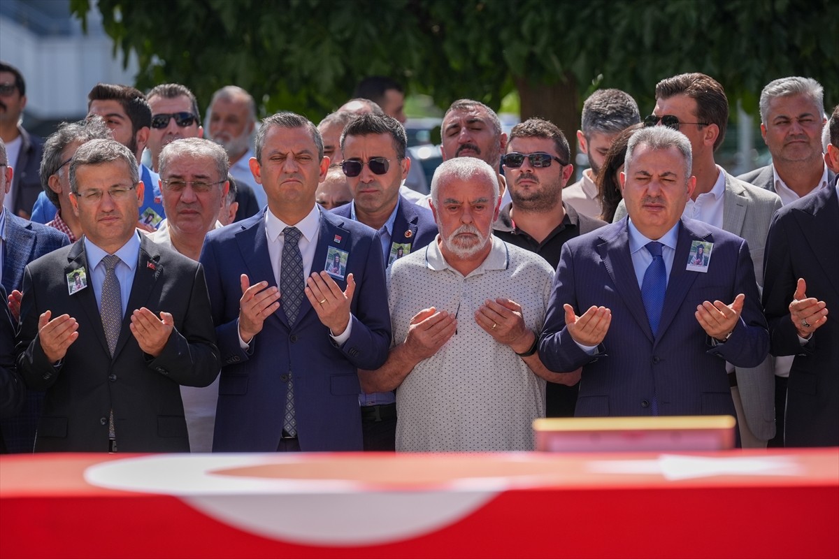 İşgal altındaki Batı Şeria'da İsrail askerlerince öldürülen Ayşenur Ezgi Eygi'nin naaşı, İzmir'e...