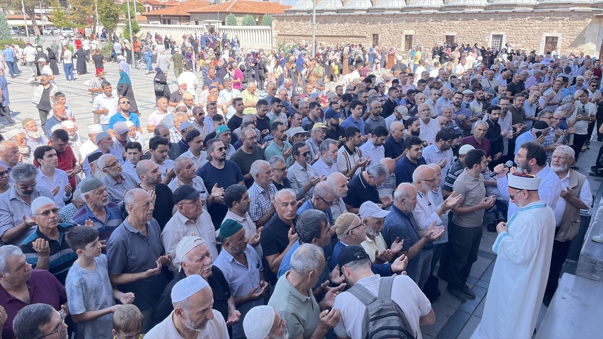 Konya'da, işgal altındaki Batı Şeria'da İsrail askerlerince katledilen Ayşenur Ezgi Eygi için...