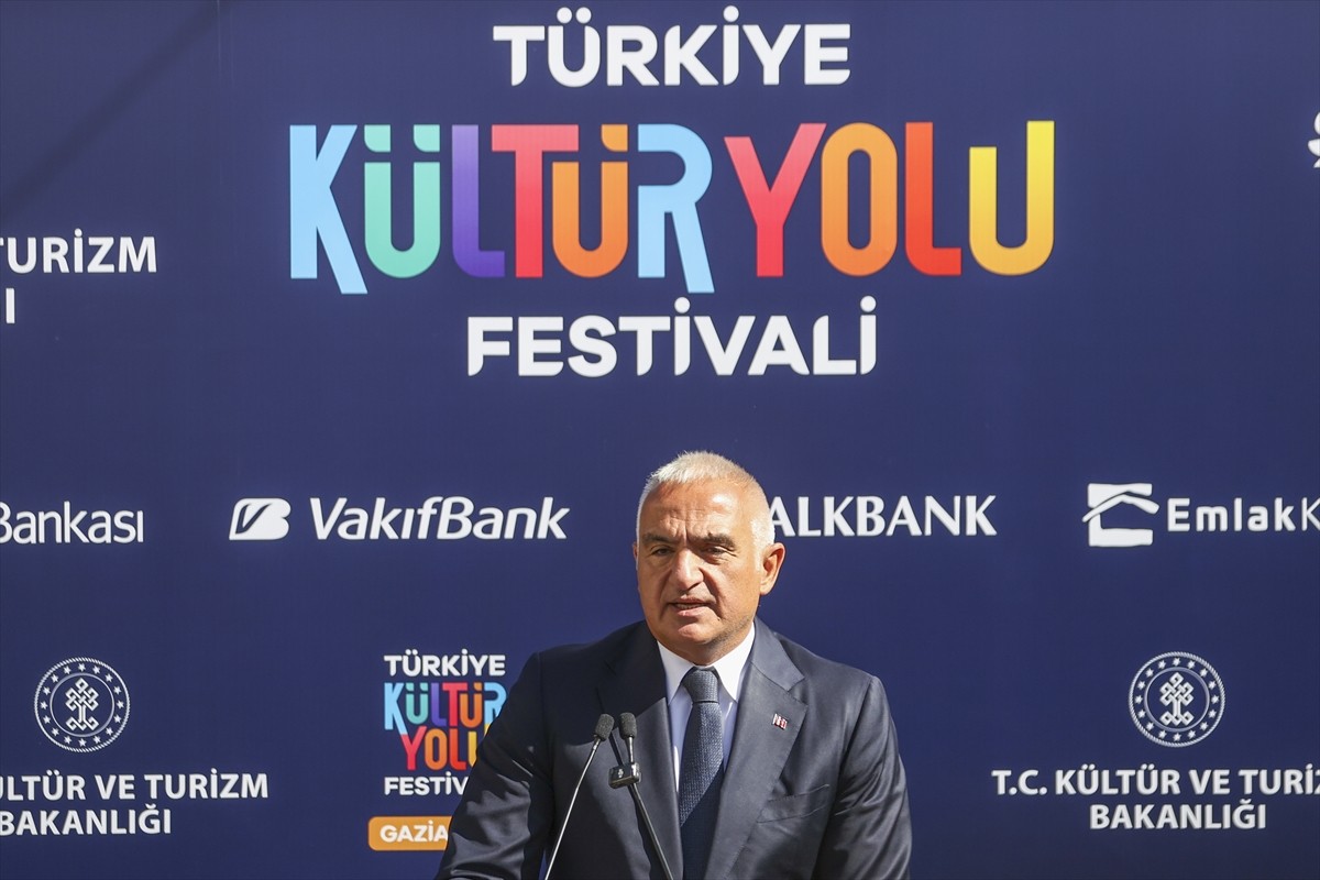 Kültür ve Turizm Bakanı Nuri Ersoy, Gaziantep Kültür Yolu Festivali'nin basın lansmanına katılarak...