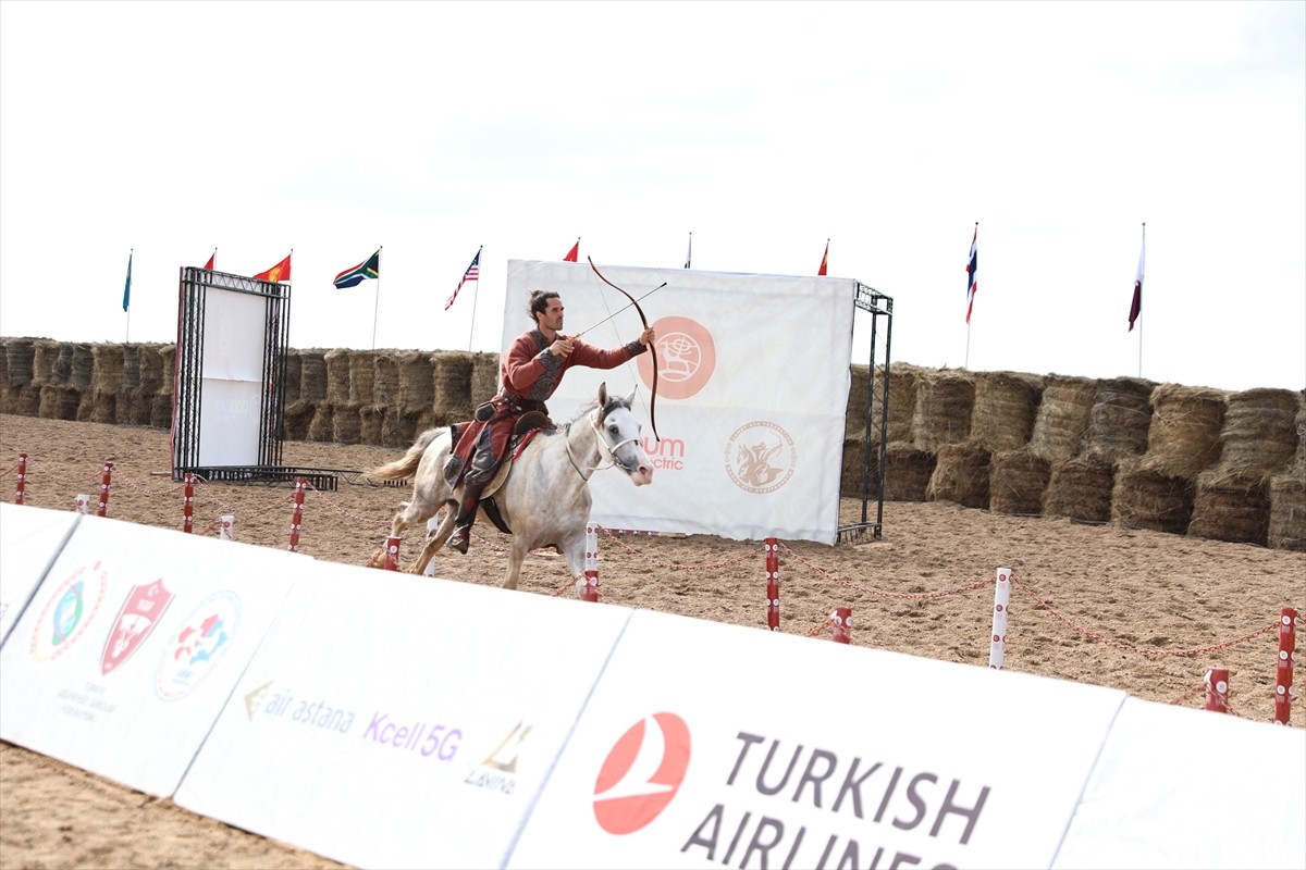 Türk halklarının kadim geleneklerinin bir parçası olan Kazak kültürü, başkent Astana'daki 5. Dünya...