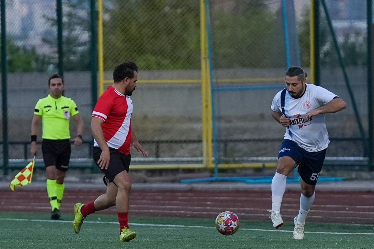 Yenimahalle Hasan Doğan Stadyumu'nda, Bu yıl "Spor ve İlk Yardım" temasıyla kutlanacak Dünya İlk...