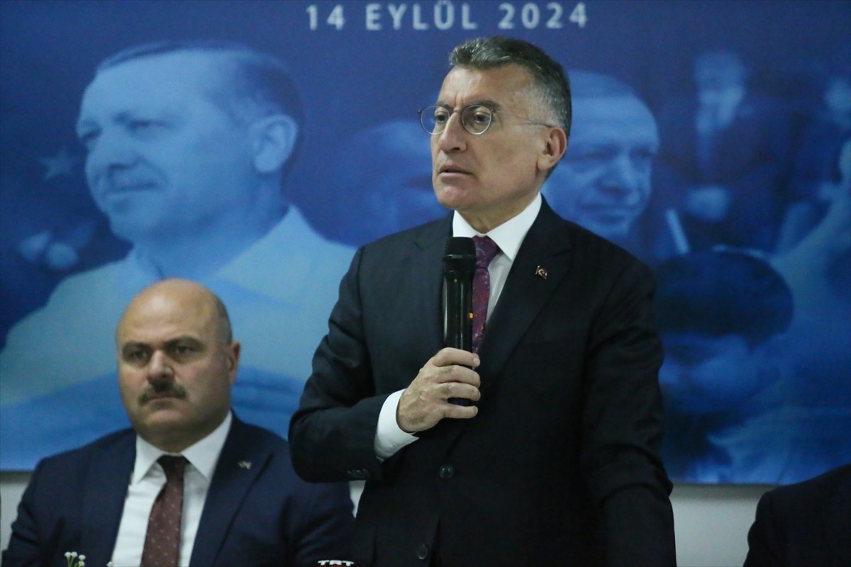 AK Parti Grup Başkanı Abdullah Güler, AK Parti Kars İl Başkanlığınca düzenlenen "Türkiye...