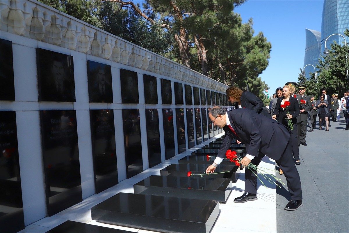 Azerbaycan'ın başkenti Bakü'nün, Kafkas İslam Ordusu tarafından Ermeni ve Bolşevik çetelerden...