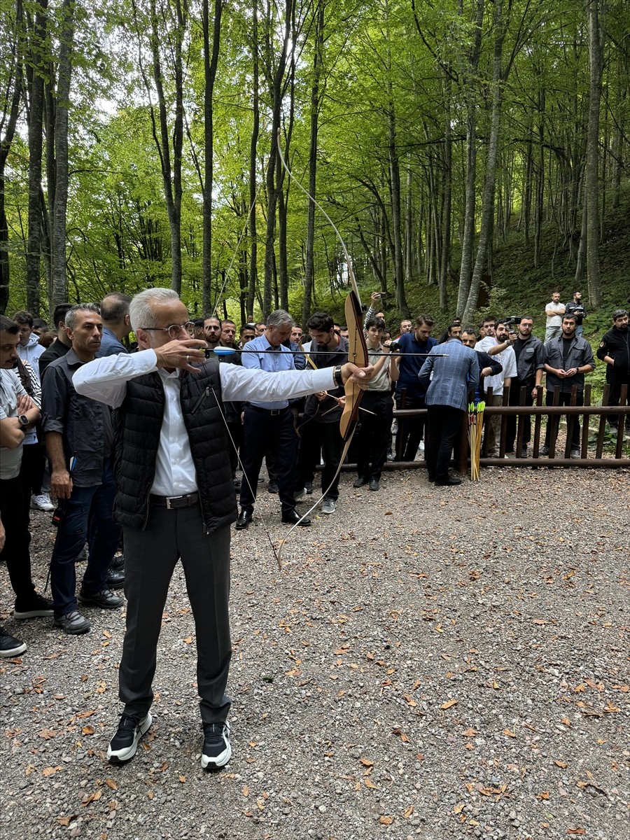 Ulaştırma ve Altyapı Bakanı Abdülkadir Uraloğlu, AK Parti Genel Merkez İnsan Hakları...