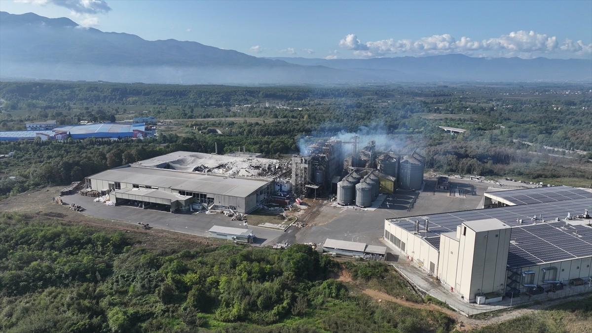 Sakarya'nın Hendek ilçesinde 1 kişinin öldüğü, 30 kişinin yaralandığı makarna fabrikasındaki...