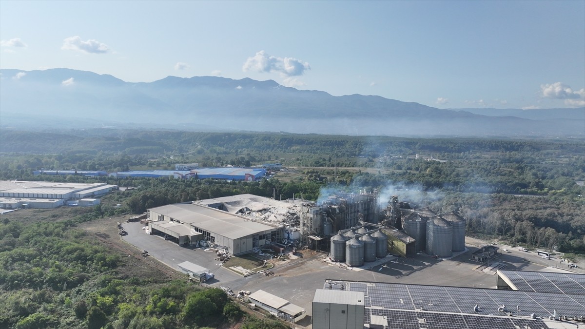 Sakarya'nın Hendek ilçesinde 1 kişinin öldüğü, 30 kişinin yaralandığı makarna fabrikasındaki...