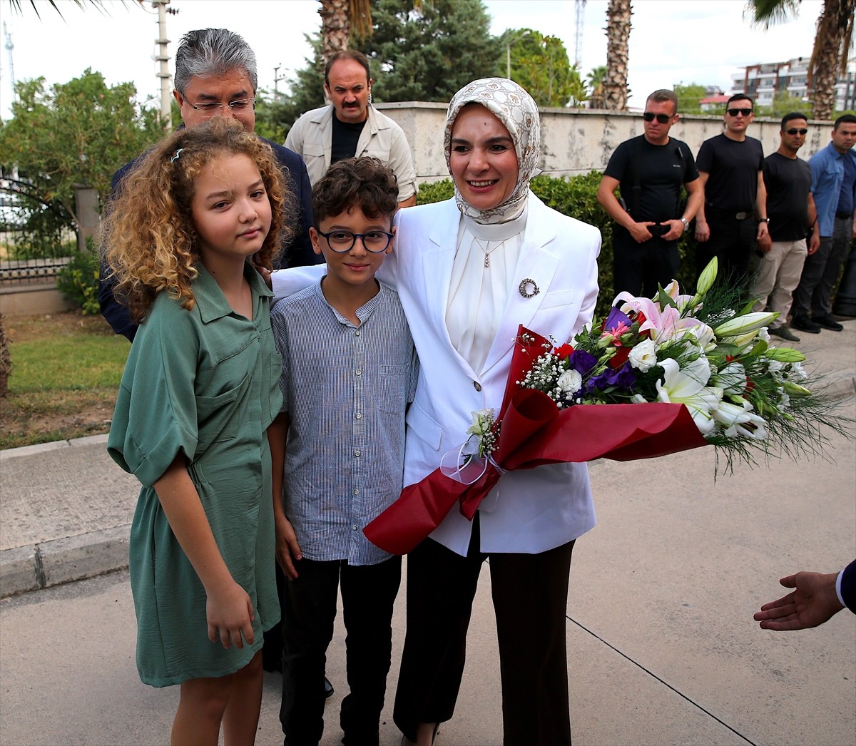 Aile ve Sosyal Hizmetler Bakanı Mahinur Özdemir Göktaş (sol 3), Osmaniye Valiliği'ni ziyaret etti....