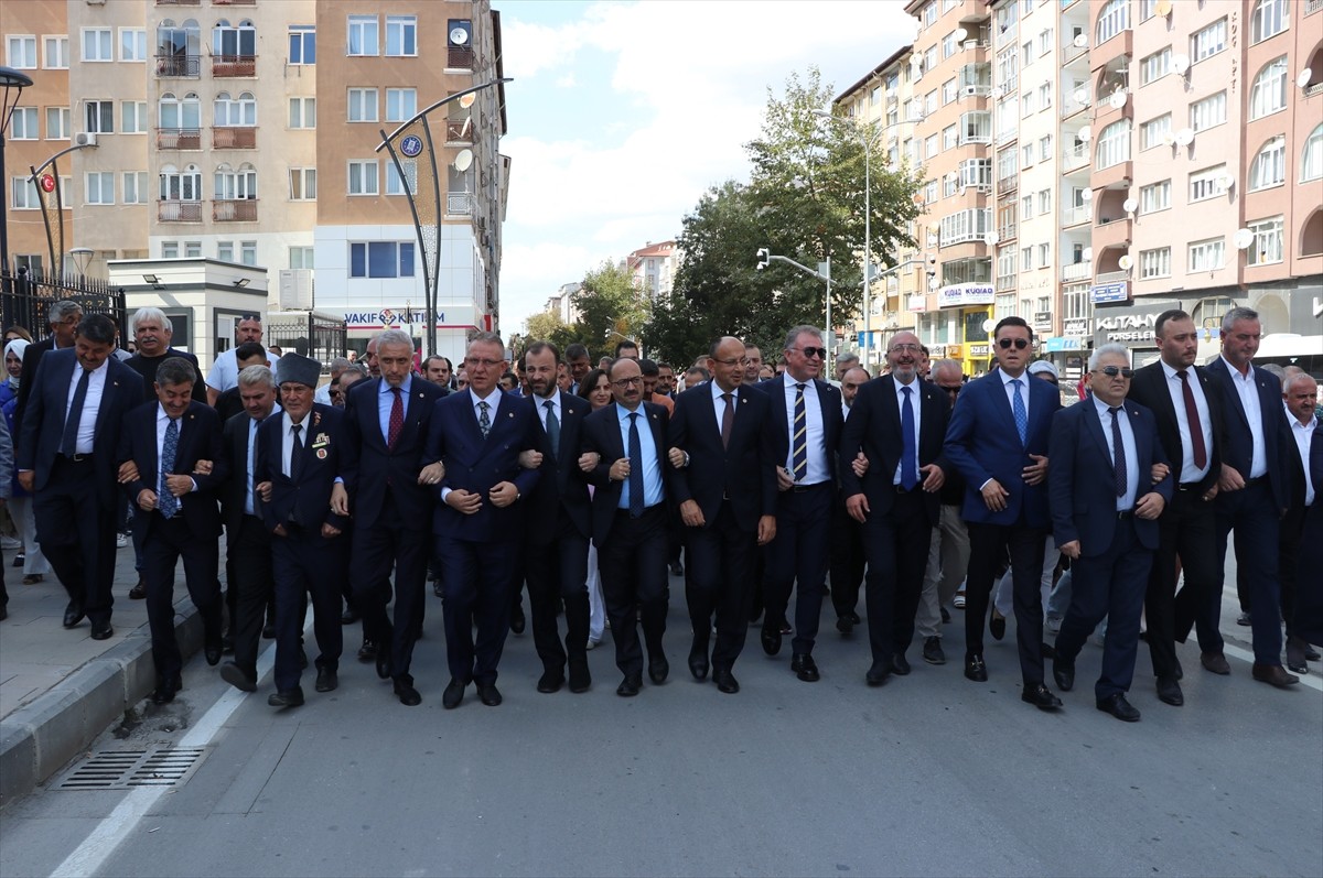 Cumhurbaşkanı Yardımcısı Cevdet Yılmaz (sol 4), Başbakan Adnan Menderes'in idam edilişinin 63....