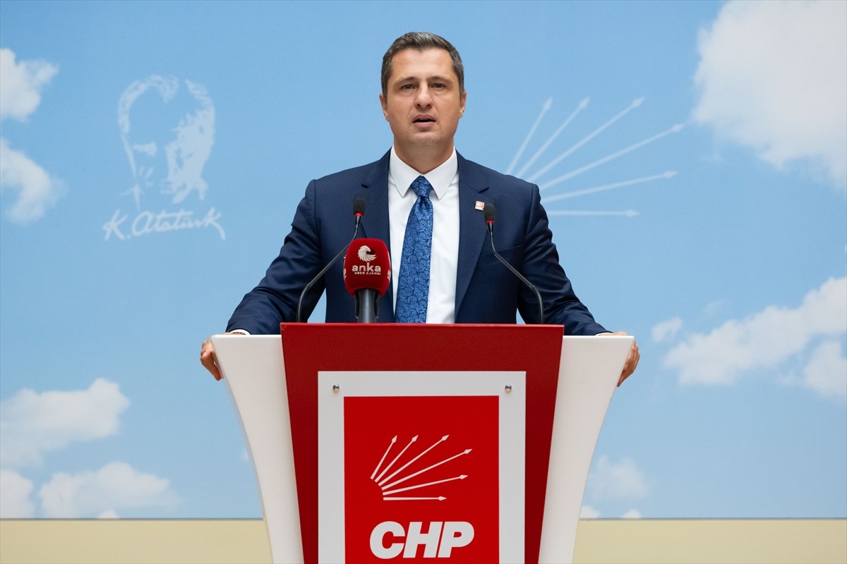 CHP Genel Başkan Yardımcısı ve Parti Sözcüsü Deniz Yücel, Genel Başkan Özgür Özel başkanlığında...