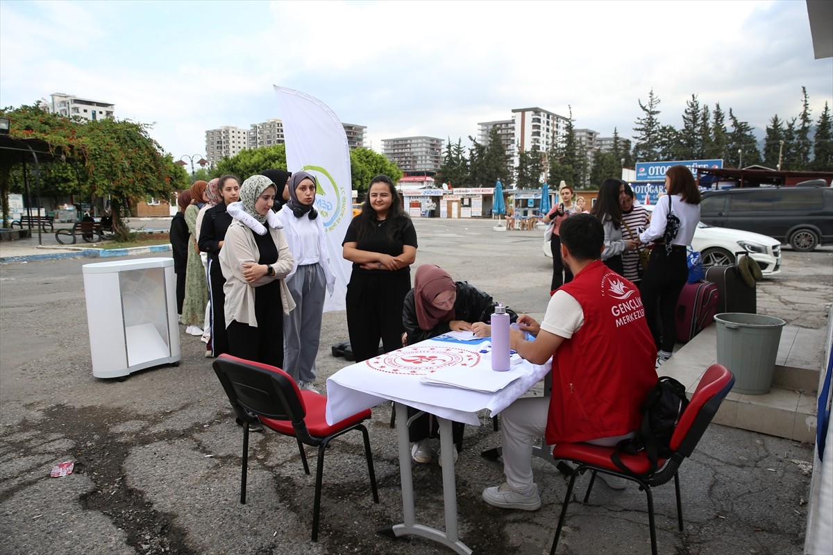 Hatay'ın Arsuz ilçesinde, tarım alanındaki yenilikleri ve kariyer fırsatlarını gençlerle...