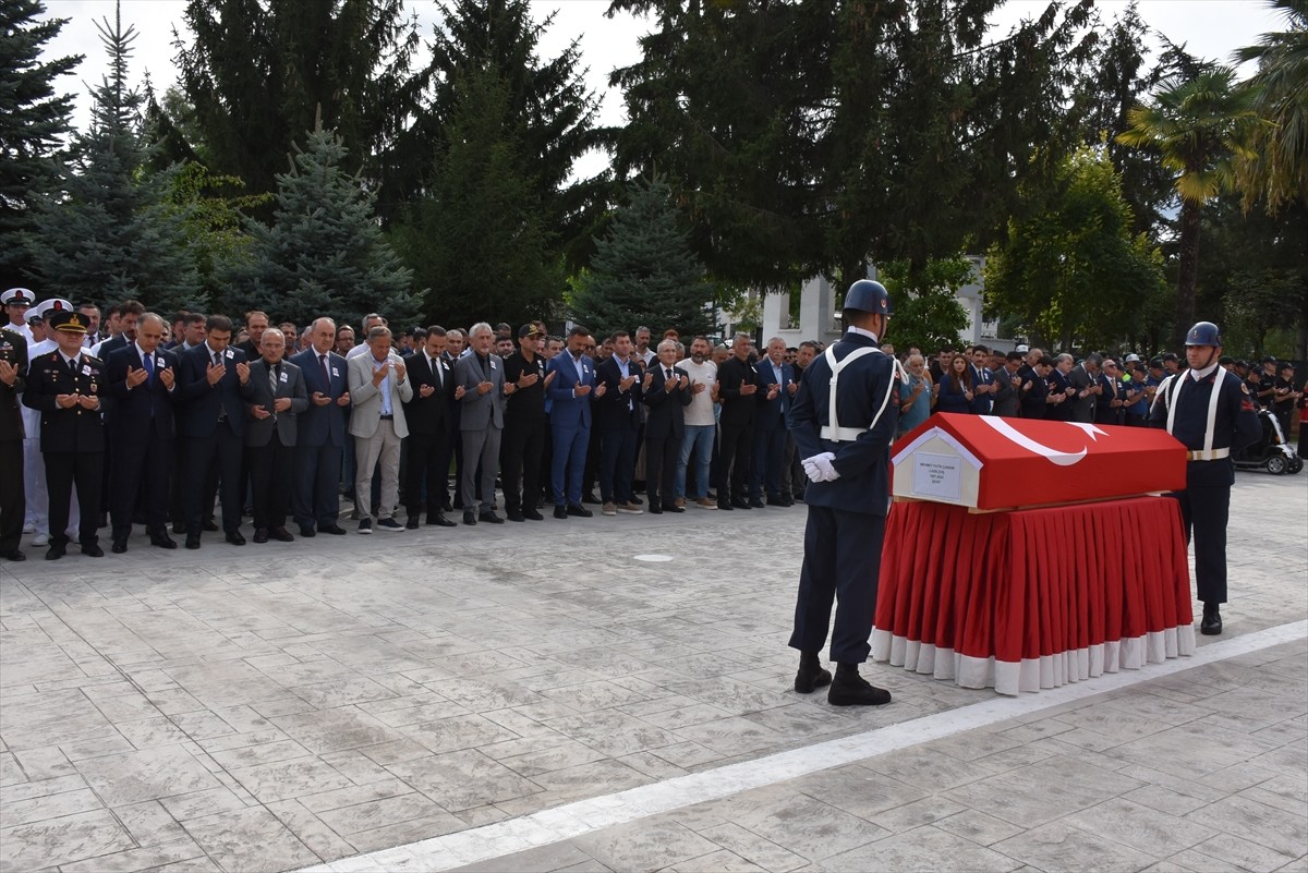 Ordu'nun Gülyalı ilçesindeki kontrol noktasında motosikletin çarptığı Jandarma Astsubay Çavuş...