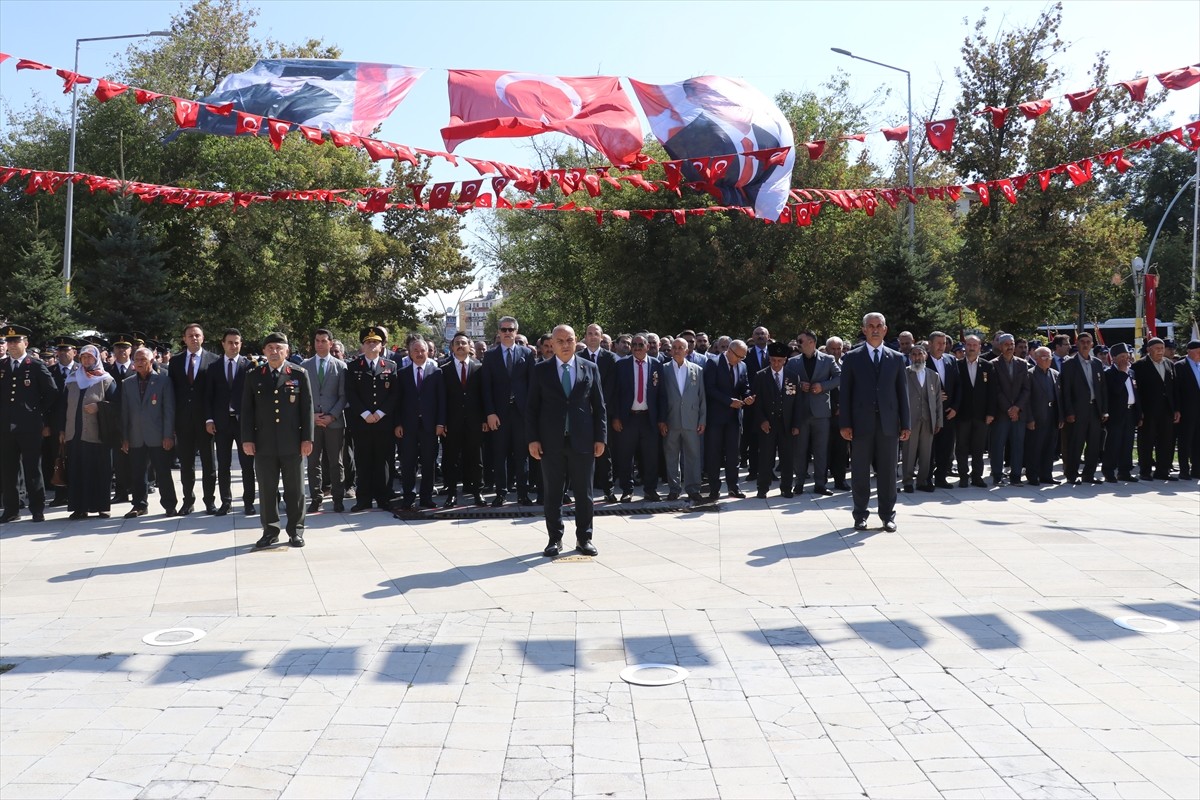 Erzurum, Kars, Ardahan, Erzincan, Ağrı ve Tunceli'de 19 Eylül Gaziler Günü dolayısıyla tören...