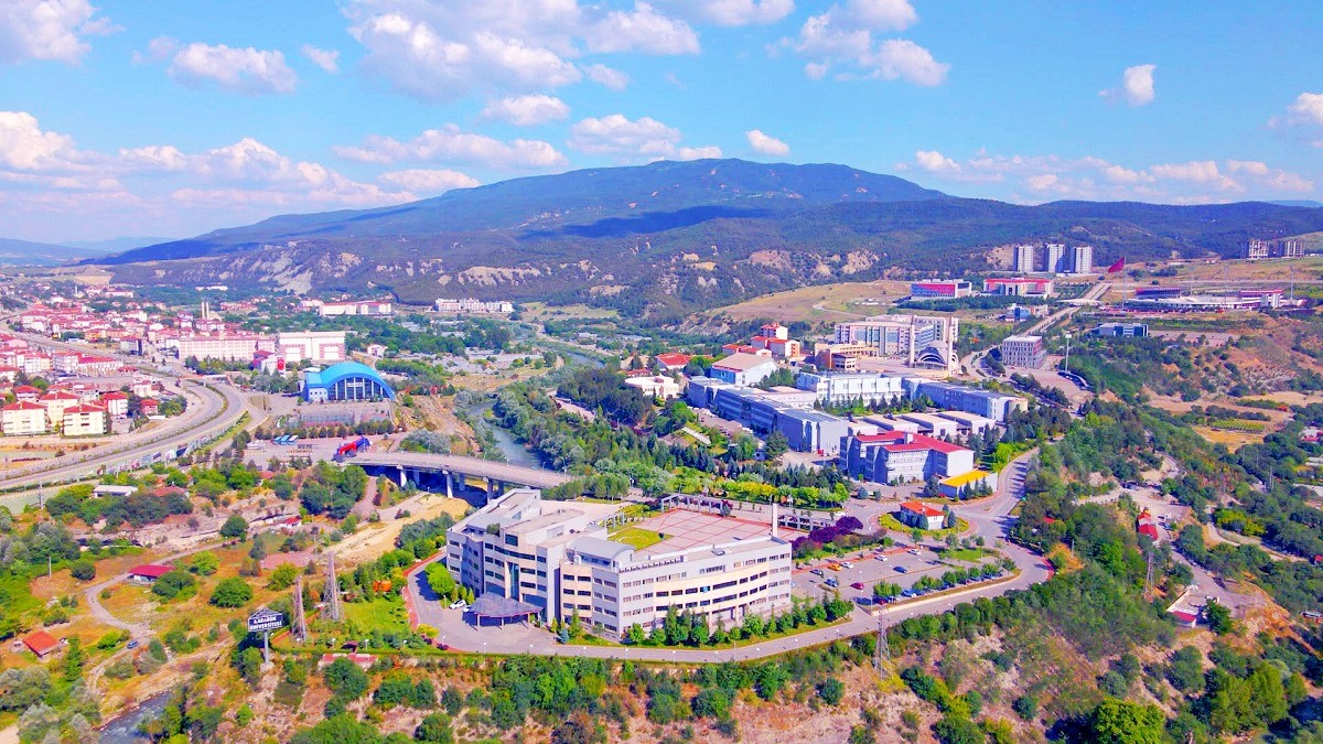 Karabük Üniversitesi, 6-7 Kasım'da Türkiye'nin ilk Sağlık Bilimleri Festivali'ne (Sağlıkfest) ev...